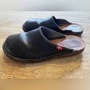 Blåvand Black Leather Mules EU 40 US 9.5 Women 8 Men